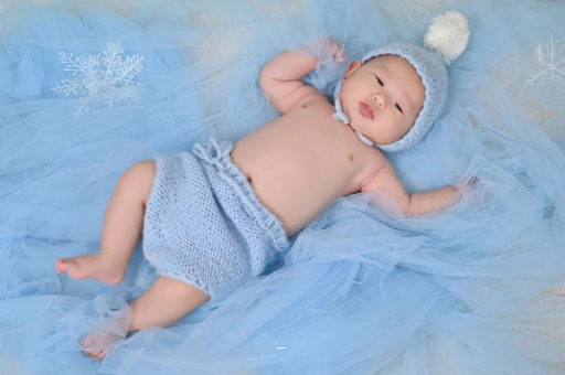 淇县摸孕妇肚子沾喜气